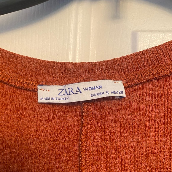 Zara crop top - Picture 2 of 2